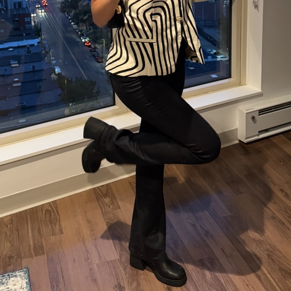 3 (W25) Vibrant Black Leather Jeans